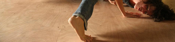 Noemí Segarra works with movement and the body building shape in the present and in process, in art, in life. She is interested in cultivating the in-between as possibility.